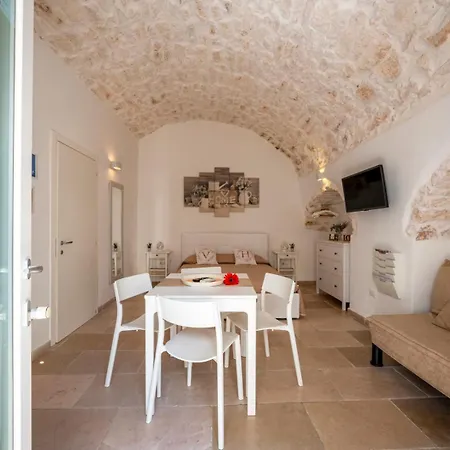 Velvet * Ostuni