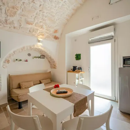 Velvet Apartment