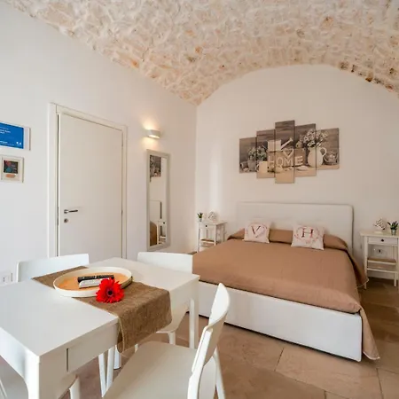 Velvet Ostuni